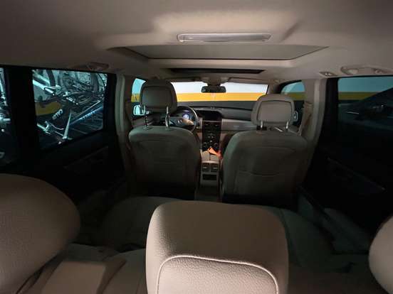 MERCEDES-BENZ-GLK 300-2010