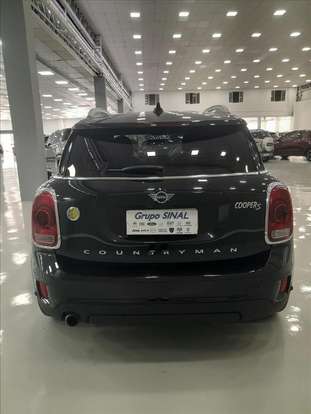 MINI-COUNTRYMAN-2019