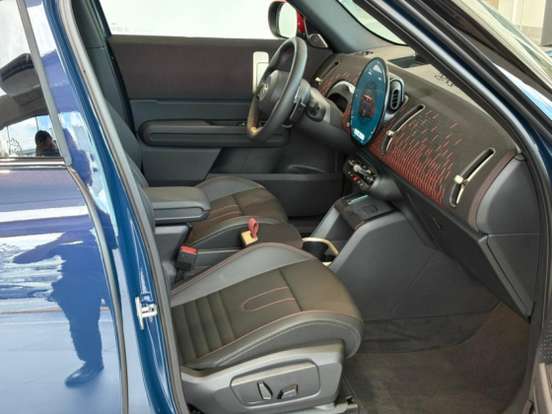 MINI-COUNTRYMAN-2025