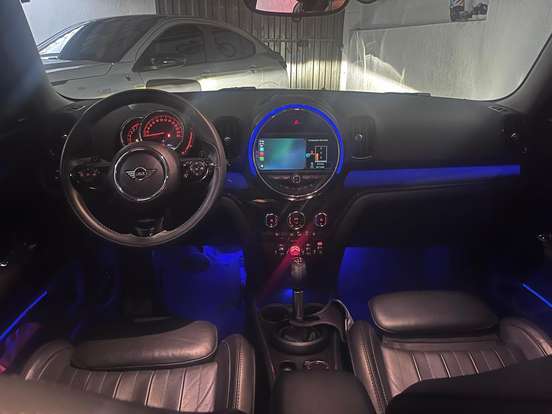 MINI-COUNTRYMAN-2018