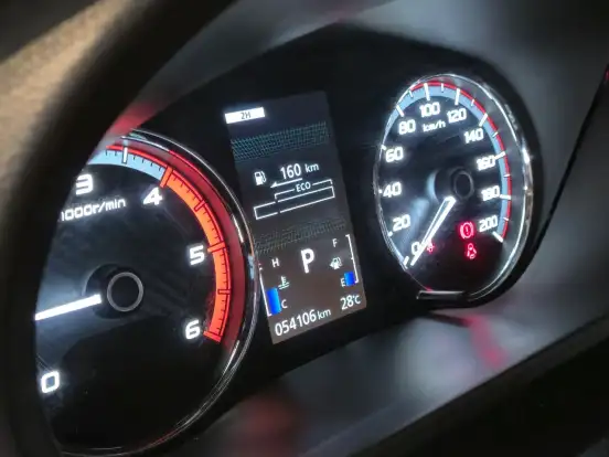MITSUBISHI-L200 TRITON-2023