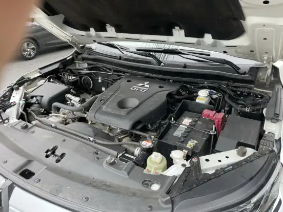 MITSUBISHI-L200 TRITON-2024