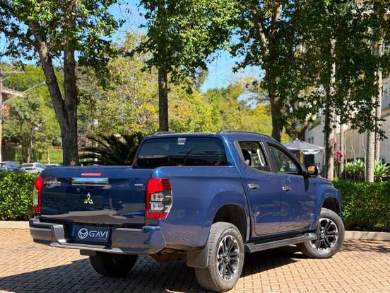 MITSUBISHI-L200 TRITON-2.4 16V TURBO DIESEL SPORT HPE CD 4P 4X4 AUTOMÁTICO MITSUBISHI-L200 TRITON-2023