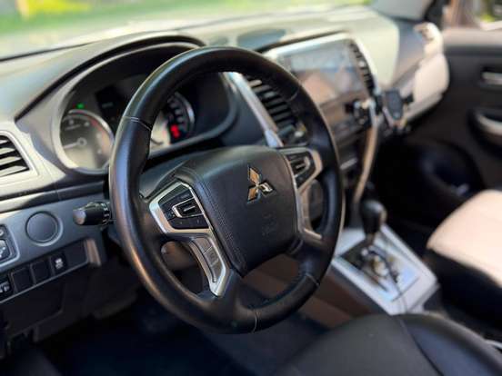 MITSUBISHI-L200 TRITON-2.4 16V TURBO DIESEL SPORT HPE CD 4P 4X4 AUTOMÁTICO MITSUBISHI-L200 TRITON-2023