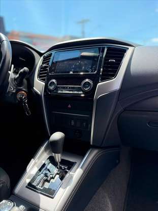 MITSUBISHI-L200 TRITON-2024
