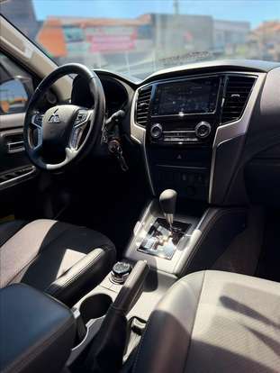 MITSUBISHI-L200 TRITON-2024