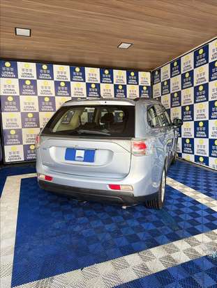 MITSUBISHI-OUTLANDER-2.0 16V GASOLINA 4P AUTOMÁTICO MITSUBISHI-OUTLANDER-2014