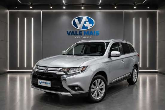 MITSUBISHI-OUTLANDER-2013