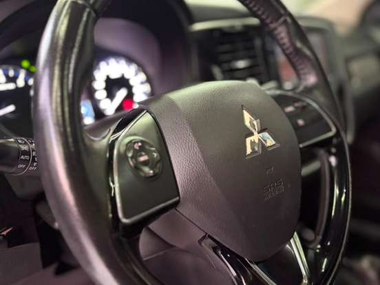 MITSUBISHI-OUTLANDER-2.0 MIVEC GASOLINA GLS AUTOMÁTICO MITSUBISHI-OUTLANDER-2018