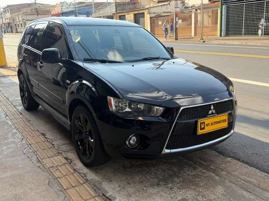 MITSUBISHI-OUTLANDER-2010
