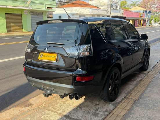 MITSUBISHI-OUTLANDER-2.4 4X4 16V GASOLINA 4P AUTOMÁTICO MITSUBISHI-OUTLANDER-2010