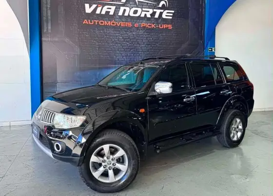 MITSUBISHI PAJERO DAKAR 3.2 HPE 4X4 7 LUGARES 16V TURBO INTERCOOLER DIESEL 4P AUTOMÁTICO MITSUBISHI PAJERO DAKAR 3.2 HPE 4X4 7 LUGARES 16V TURBO INTERCOOLER DIESEL 4P AUTOMÁTICO