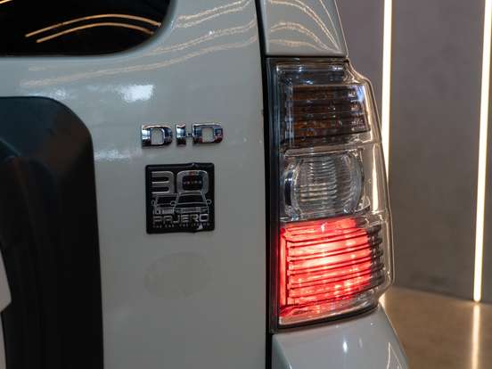 MITSUBISHI-PAJERO FULL-3.2 HPE 4X4 16V TURBO INTERCOOLER DIESEL 4P AUTOMÁTICO MITSUBISHI-PAJERO FULL-2014