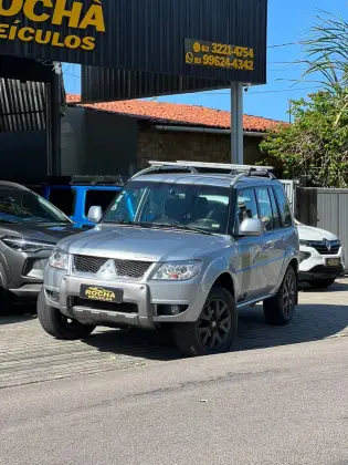 MITSUBISHI PAJERO TR4 2.0 O NEILL 4X4 16V 140CV FLEX 4P AUTOMÁTICO