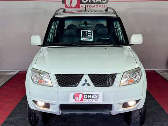 MITSUBISHI-PAJERO TR4-2.0 4X4 16V 140CV FLEX 4P AUTOMÁTICO MITSUBISHI-PAJERO TR4-2012