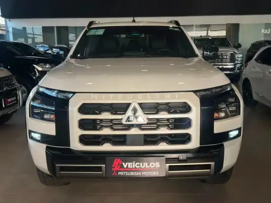 MITSUBISHI-TRITON-2.4 BITURBO DIESEL CD KATANA 4X4 AUTOMÁTICO MITSUBISHI-TRITON-2025