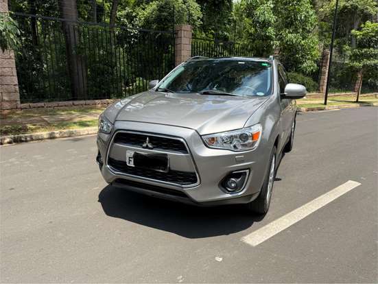 MITSUBISHI-ASX-2014