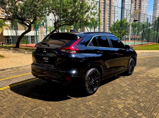MITSUBISHI-ECLIPSE CROSS-1.5 MIVEC TURBO GASOLINA HPE BLACK CVT MITSUBISHI-ECLIPSE CROSS-2025