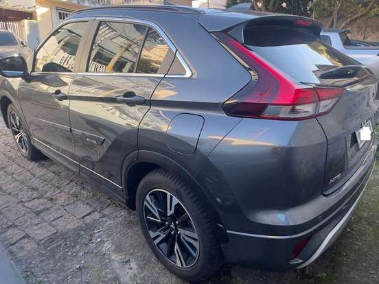 MITSUBISHI-ECLIPSE CROSS-1.5 MIVEC TURBO GASOLINA HPE-S CVT MITSUBISHI-ECLIPSE CROSS-2024