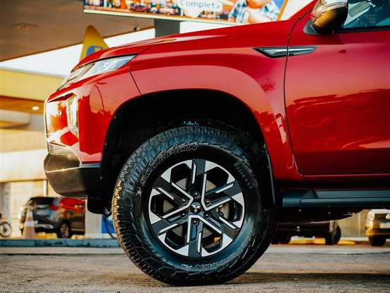 MITSUBISHI-L200 TRITON-2.4 16V TURBO DIESEL SPORT HPE-S CD 4P 4X4 AUTOMÁTICO MITSUBISHI-L200 TRITON-2023
