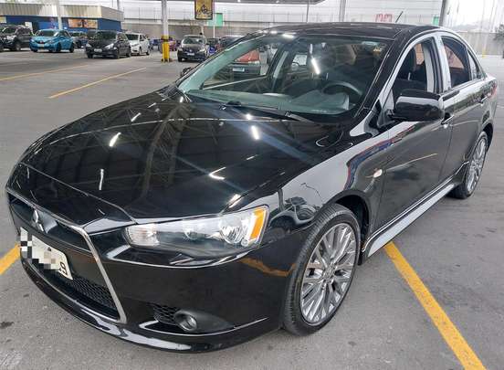 MITSUBISHI-LANCER-2015