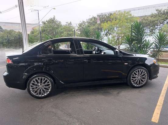 MITSUBISHI-LANCER-2015