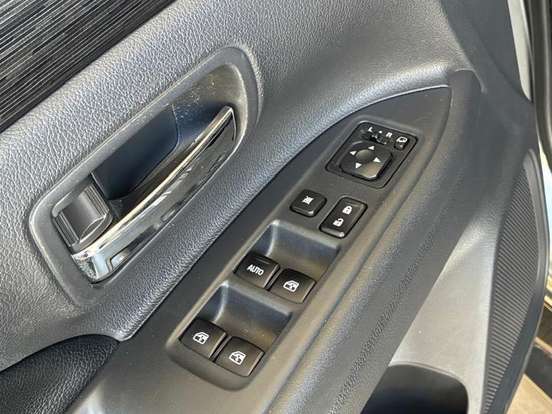 MITSUBISHI-OUTLANDER-2.0 16V GASOLINA 4P AUTOMÁTICO MITSUBISHI-OUTLANDER-2015