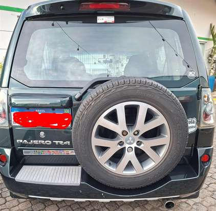 MITSUBISHI-PAJERO TR4-2.0 4X4 16V 140CV FLEX 4P AUTOMÁTICO MITSUBISHI-PAJERO TR4-2012
