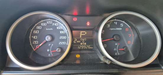 MITSUBISHI-PAJERO TR4-2011
