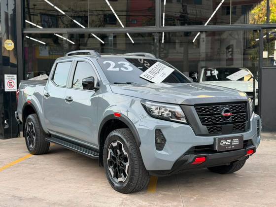 NISSAN FRONTIER 2.3 16V TURBO DIESEL PRO4X CD 4X4 AUTOMÁTICO