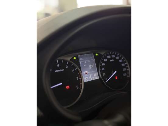 NISSAN-KICKS PLAY-2025