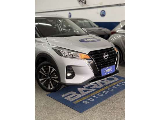 NISSAN-KICKS PLAY-2025
