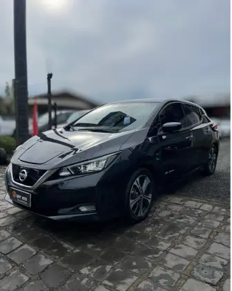 NISSAN LEAF B12P 40 ELÉTRICO NISSAN LEAF B12P 40 ELÉTRICO