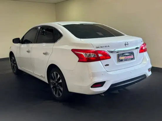 NISSAN-SENTRA-2.0 SL 16V FLEX 4P AUTOMÁTICO NISSAN-SENTRA-2017