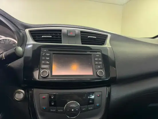NISSAN-SENTRA-2.0 SL 16V FLEX 4P AUTOMÁTICO NISSAN-SENTRA-2017