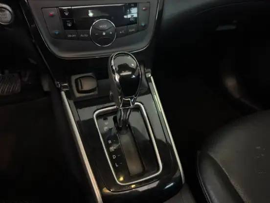 NISSAN-SENTRA-2.0 SL 16V FLEX 4P AUTOMÁTICO NISSAN-SENTRA-2017