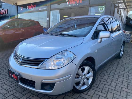 NISSAN TIIDA 1.8 S 16V FLEX 4P MANUAL
