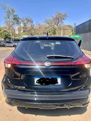 NISSAN-KICKS-2023