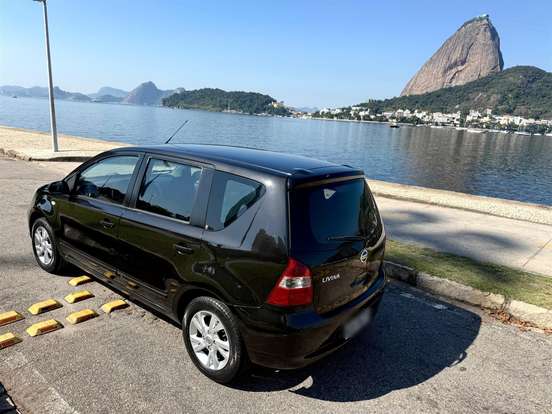 NISSAN-LIVINA-1.8 S 16V FLEX 4P AUTOMÁTICO NISSAN-LIVINA-2012