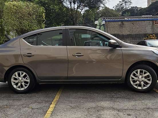 NISSAN-VERSA-1.6 16V FLEXSTART V-DRIVE PLUS XTRONIC NISSAN-VERSA-2021