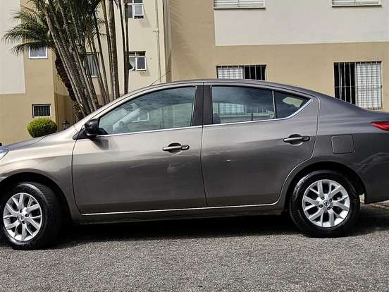 NISSAN-VERSA-1.6 16V FLEXSTART V-DRIVE PLUS XTRONIC NISSAN-VERSA-2021