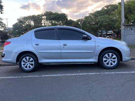 PEUGEOT-207-2009