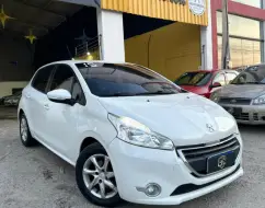 PEUGEOT 208 1.6 ACTIVE PACK 16V FLEX 4P AUTOMÁTICO PEUGEOT 208 1.6 ACTIVE PACK 16V FLEX 4P AUTOMÁTICO