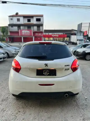 PEUGEOT-208-2014