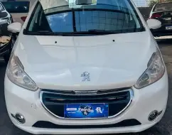PEUGEOT 208 1.6 GRIFFE 16V FLEX 4P AUTOMÁTICO PEUGEOT 208 1.6 GRIFFE 16V FLEX 4P AUTOMÁTICO