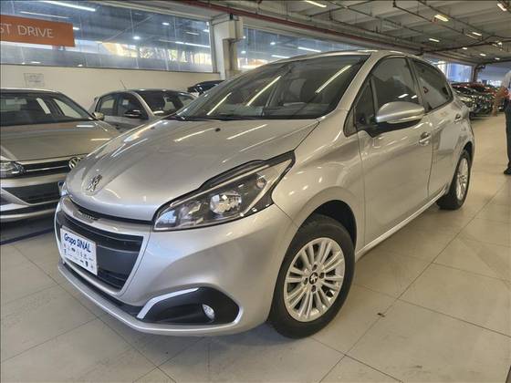 PEUGEOT 208 1.2 ALLURE 12V FLEX 4P MANUAL
