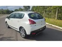 PEUGEOT-3008-2015