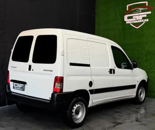 PEUGEOT-PARTNER-2021