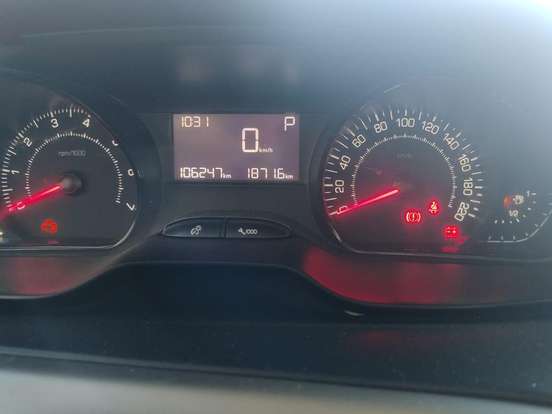 PEUGEOT-2008-1.6 16V FLEX ALLURE 4P AUTOMÁTICO PEUGEOT-2008-2017