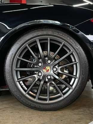 PORSCHE-BOXSTER-2011